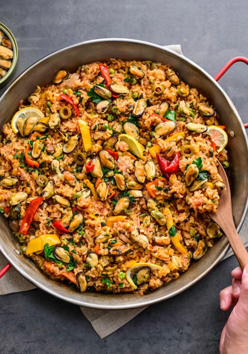 Lemon Mussels Paella